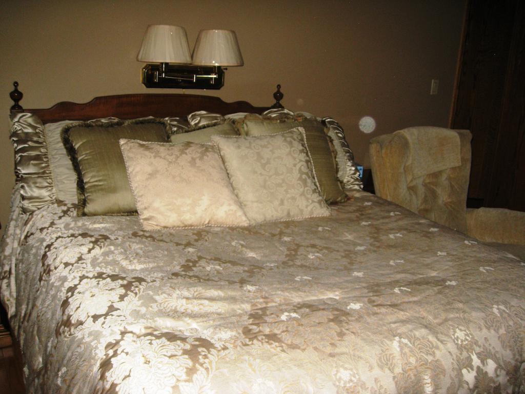 McDougall Lane Bed&Breakfast Drumheller Exterior foto